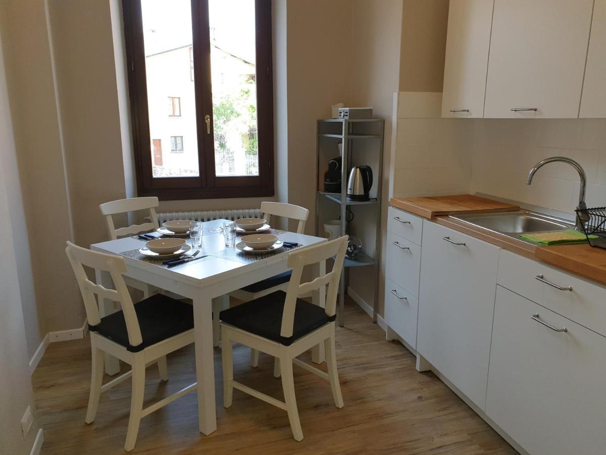 Voi Da Noi Intero Appartamento Con Parcheggio Privato Torno Ngoại thất bức ảnh